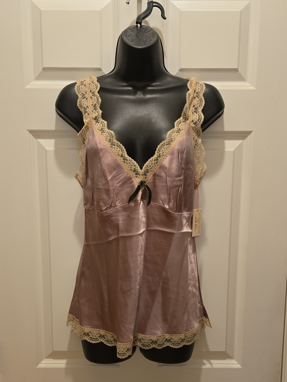NWT Gold Hawk 100% Silk Top Satin Camisole Mauve Bow Sleeveless Lace Trim Pink